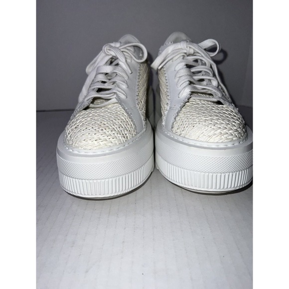 Casadei Nexus Hanoi Woman’s White On White Size US 8 1/2 EUC Made In Italy - Picture 2 of 16